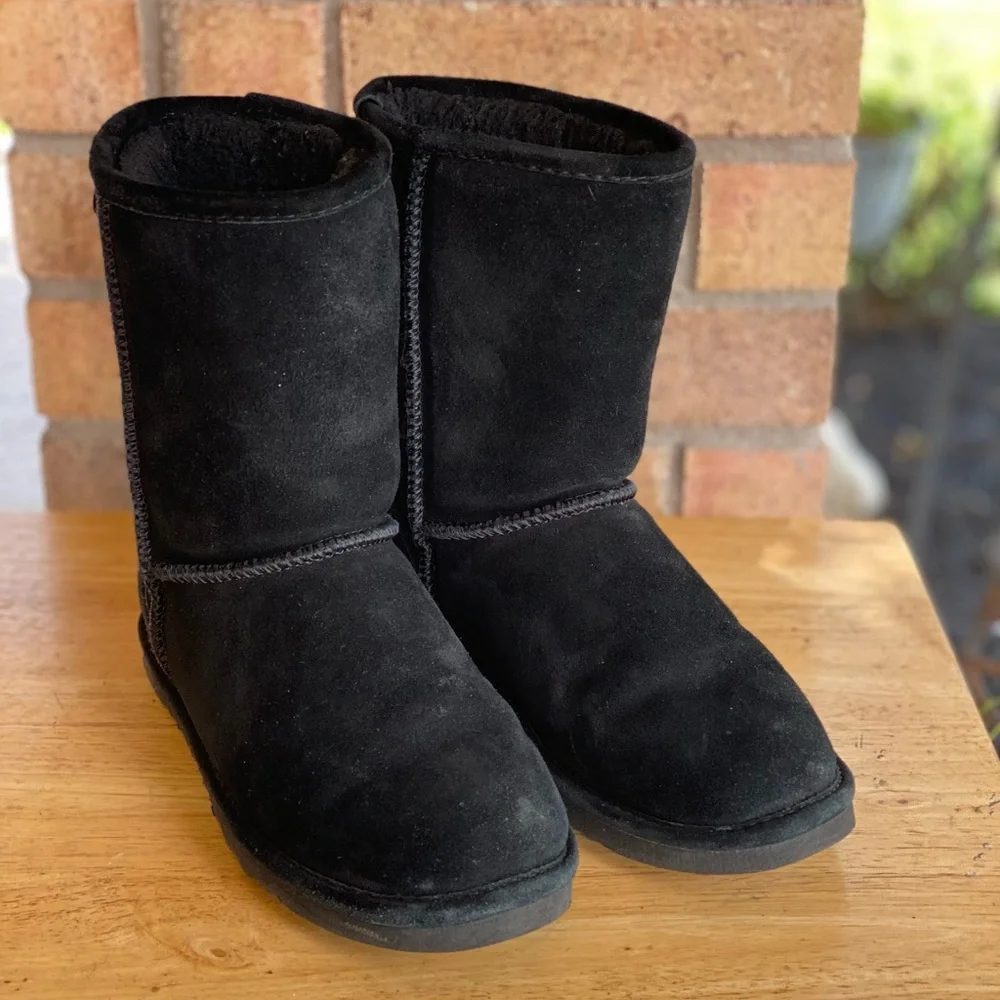 BearPaw Black Dorado II Suede Leather Sherpa Lined Boots Size 8